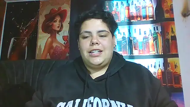 Hailey_Curvy's Webcam Show