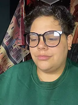 Hailey_Curvy's Webcam Show