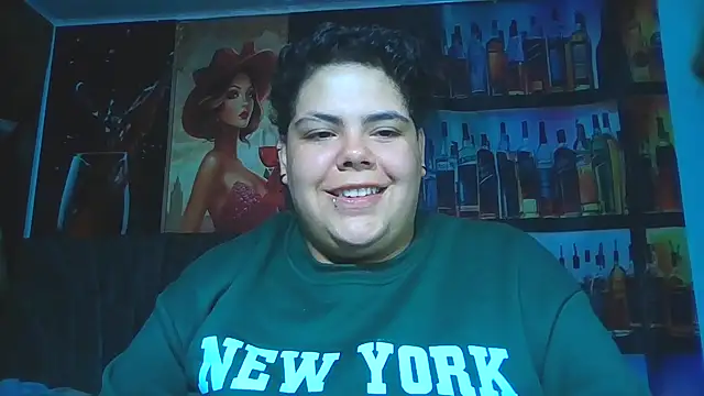 Hailey_Curvy's Webcam Show
