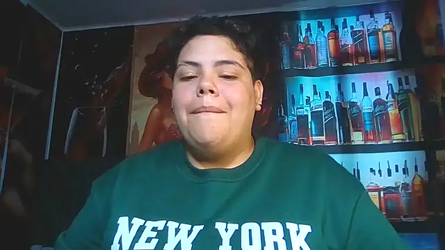 Hailey_Curvy's Webcam Show