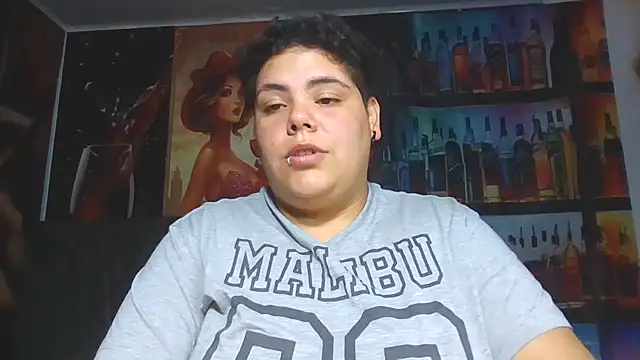 Hailey_Curvy's Webcam Show