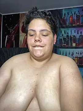 הופעת וובקאם של Hailey_Curvy