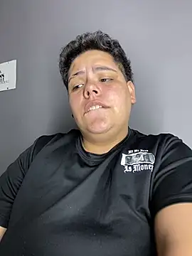 Hailey_Curvy's Webcam Show