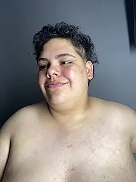 Hailey_Curvy Live Chatrum