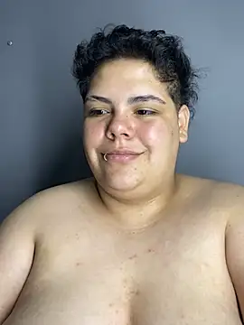 Hailey_Curvy's Webcam Show