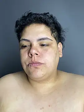 Živá chatovací místnost Hailey_Curvy