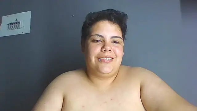 Hailey_Curvy ওয়েবক্যাম শো