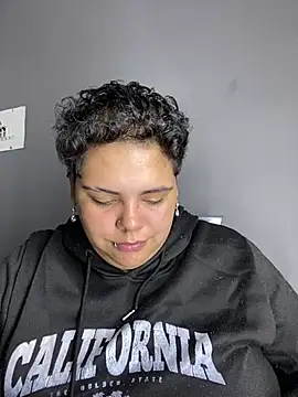 Hailey_Curvy – webcam-show