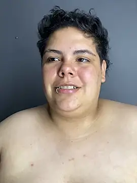 Hailey_Curvy's Webcam Show