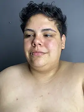 Hailey_Curvy Webcam-Show