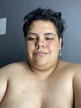 Show de Hailey_Curvy na webcam