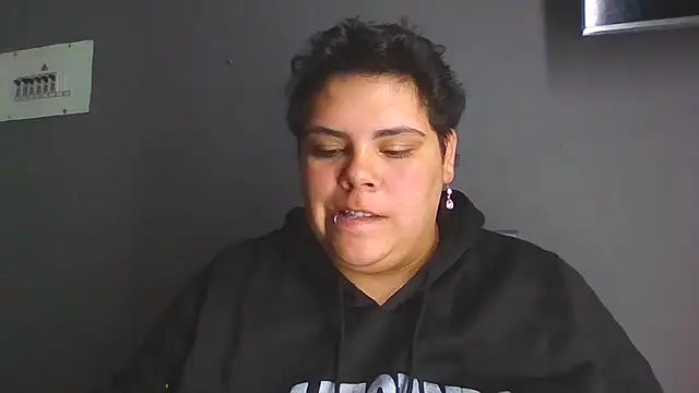 Hailey_Curvy's Live XXX Chat