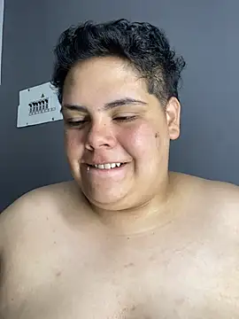 Hailey_Curvy Webcam Show