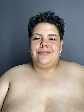 Hailey_Curvy webkamerás műsora