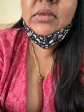 Miss_Radhika1のライブXXXチャット
