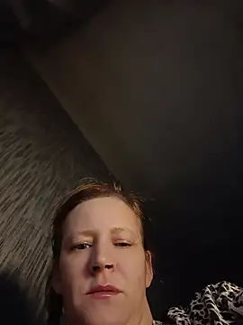Czat XXX na żywo – Netty_Brittany
