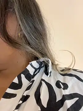 Lucy_Milf_474's Live XXX Chat