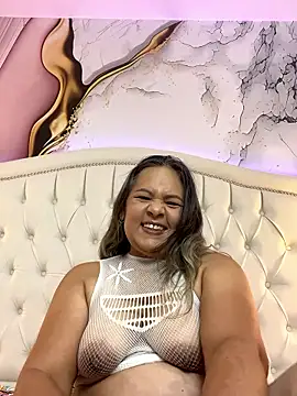 Lucy_Milf_474's Webcam Show
