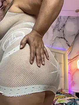 Lucy_Milf_474 Webcam-Show