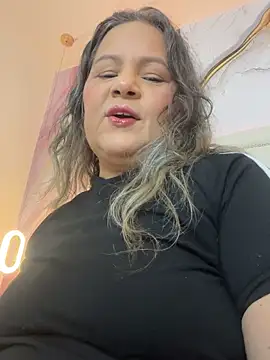 Show webcam de Lucy_Milf_474
