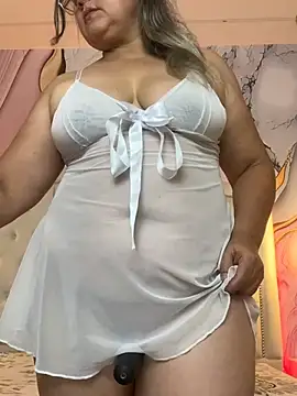 Lucy_Milf_474's Webcam Show