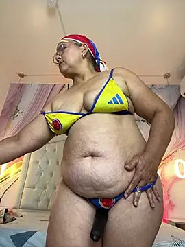 Show de Lucy_Milf_474 na webcam