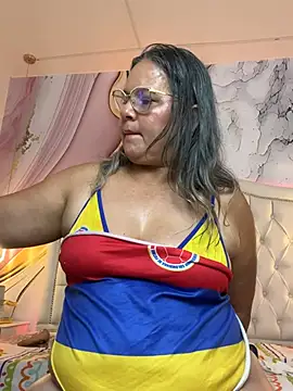 Lucy_Milf_474 Adlı Modelin Web Kamerası Şovu