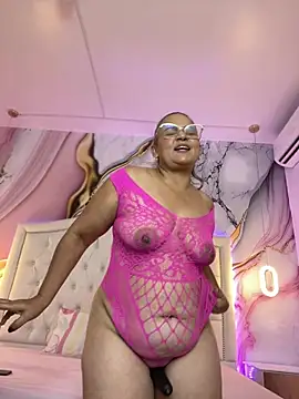 Lucy_Milf_474のウェブカメラショー