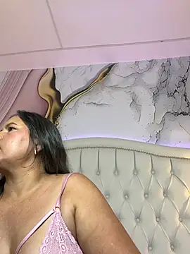 Pertunjukan Kamera Web Lucy_Milf_474