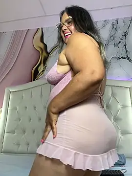 Show Webcam de Lucy_Milf_474