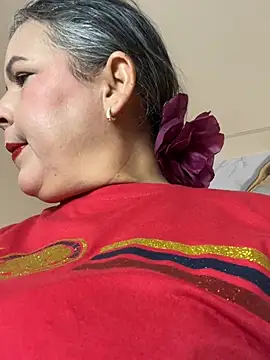 Lucy_Milf_474's Webcam Show