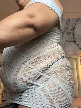Lucy_Milf_474's Webcam Show