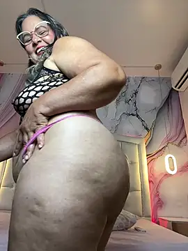 Show Webcam de Lucy_Milf_474