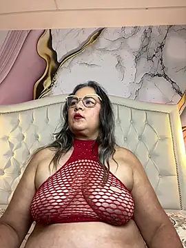 Show webcam de Lucy_Milf_474