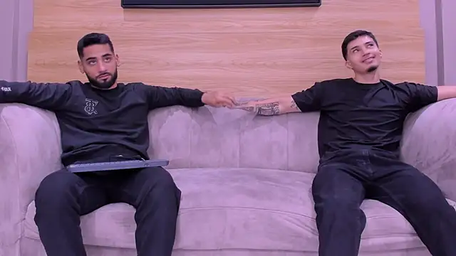 mike_friends' Webcam Show