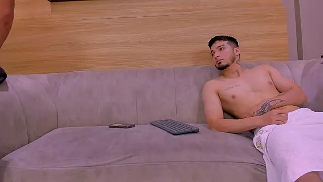 mike_friends webkamerás műsora