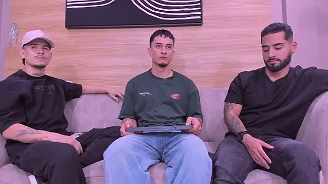 عرض كام mike_friends