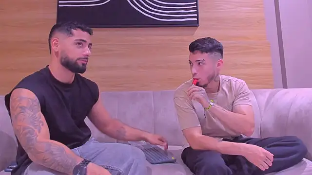 عرض كام mike_friends