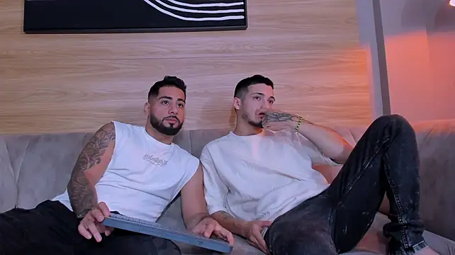 عرض كام mike_friends