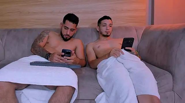 mike_friends – webcam-show