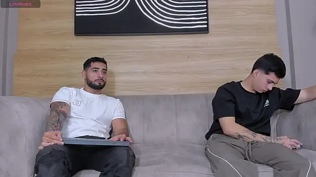 عرض كام mike_friends
