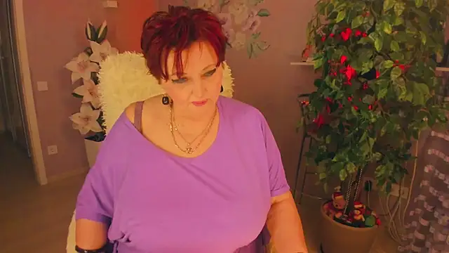 rebekkacharm Show in webcam