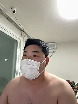 gayfucuxuc 网络视讯表演