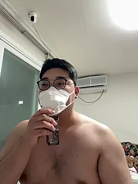 gayfucuxuc 网络视讯表演