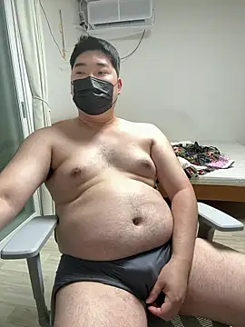 gayfucuxuc Show Webcam