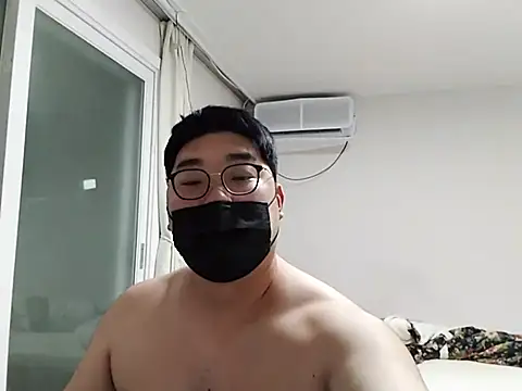 gayfucuxuc Webcam Show