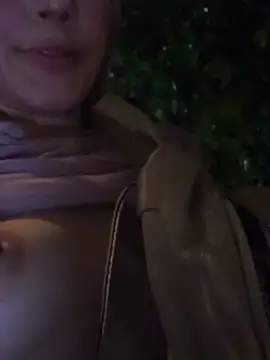 Pokazy przed kamerką – SweetBunnyGF