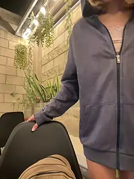 Sala de chat en directo de SweetBunnyGF