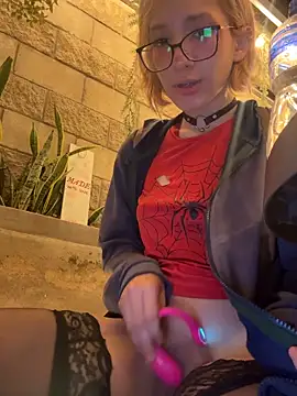 SweetBunnyGF Webcamshow