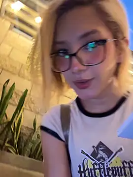 SweetBunnyGF Live XXX-Chat
